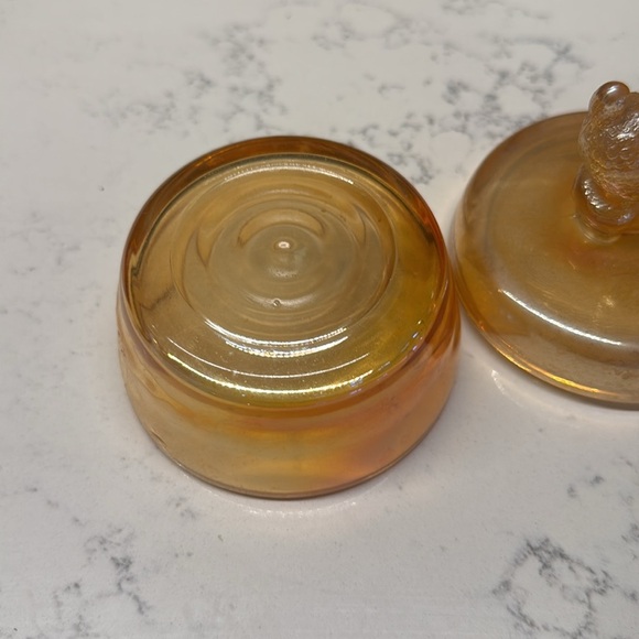 VTG Jeanette Carnival Glass Iridescent Poodle Dog Powder Box / Jar Trinket Dish - Picture 6 of 6